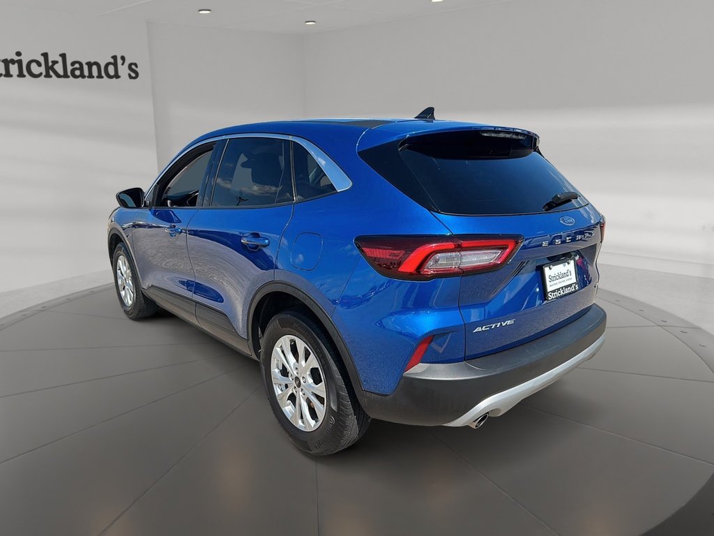 2023 Ford Escape ACTIVE AWD SUV in Stratford, Ontario - 4 - w1024h768px