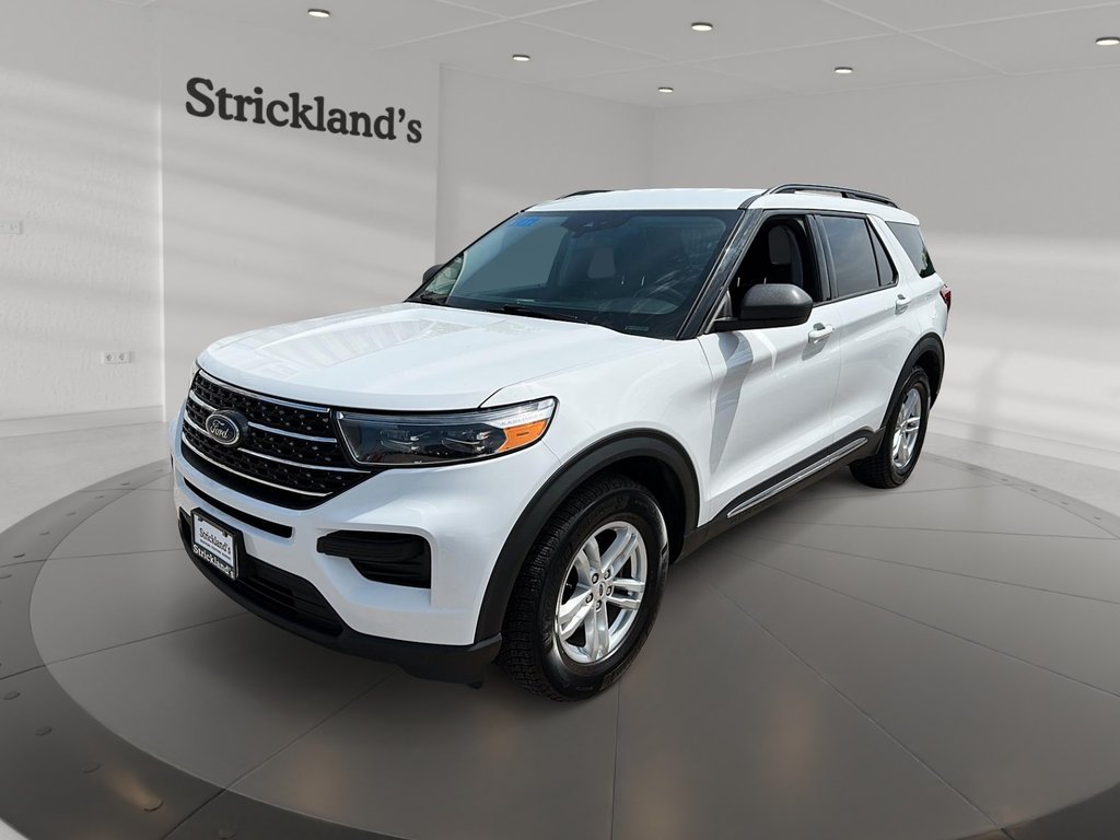 2022 Ford Explorer XLT 4WD-3 ROW SUV in Stratford, Ontario - 1 - w1024h768px