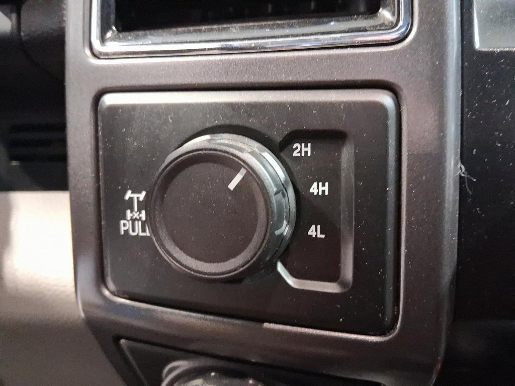 2018 Ford F-150 CREWCAB XTR PKG in Stratford, Ontario - 17 - w1024h768px