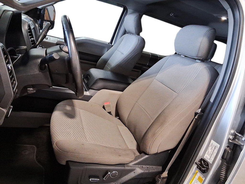 2018 Ford F-150 CREWCAB XTR PKG in Stratford, Ontario - 8 - w1024h768px