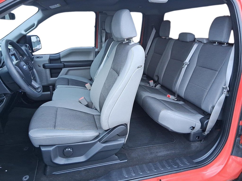 2020 Ford F-150 SUPERCAB XL 4X4 in Stratford, Ontario - 9 - w1024h768px