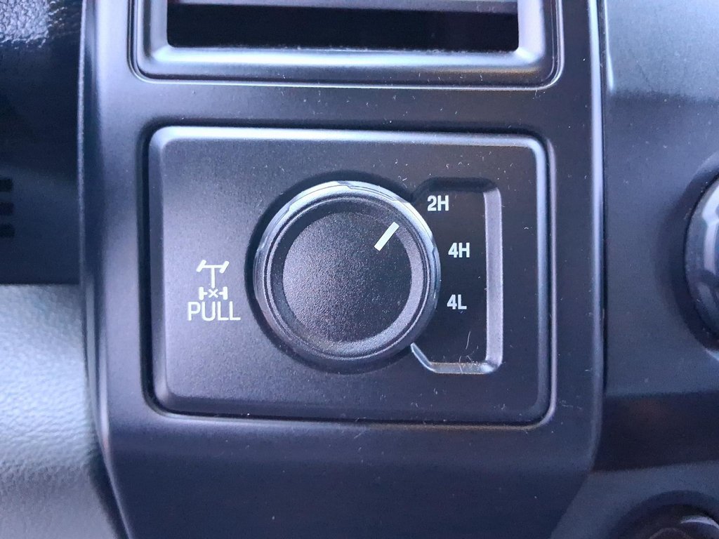 2020 Ford F-150 SUPERCAB XL 4X4 in Stratford, Ontario - 18 - w1024h768px