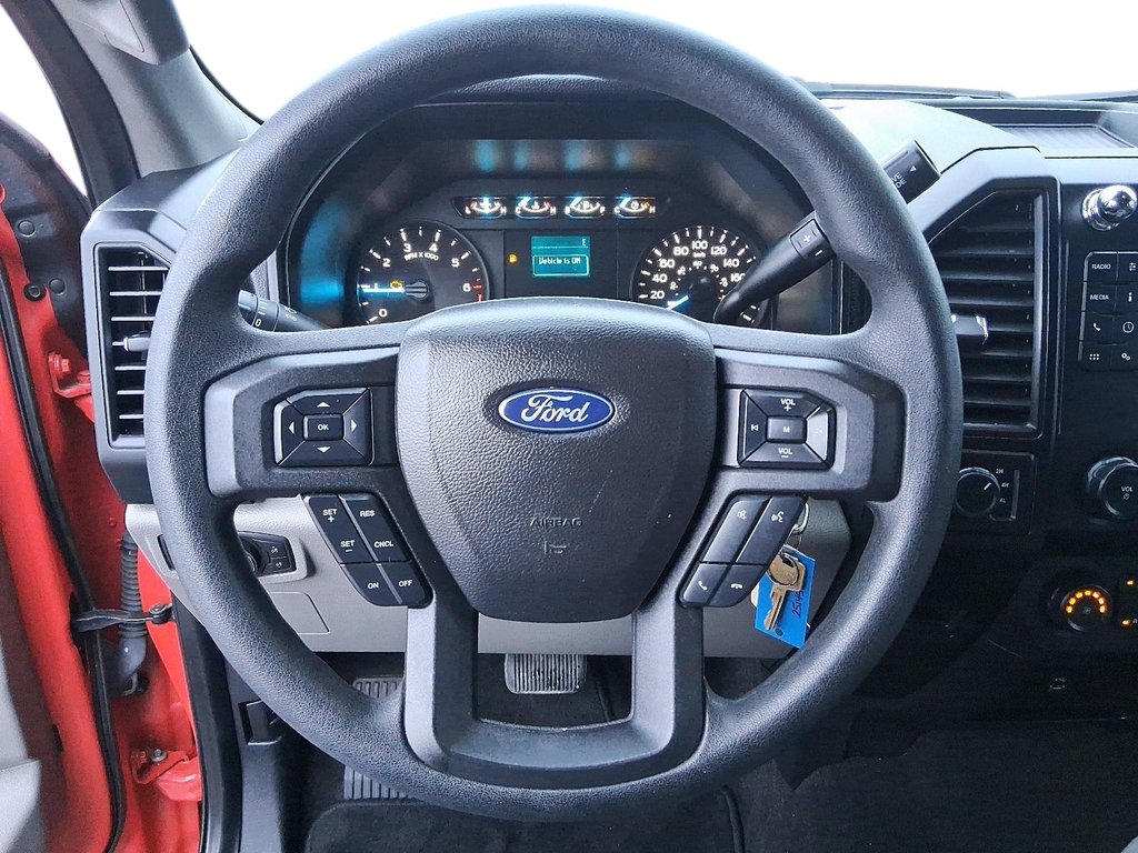 2020 Ford F-150 SUPERCAB XL 4X4 in Stratford, Ontario - 13 - w1024h768px