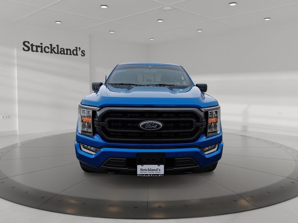 2021 Ford F-150 SUPERCREW XLT 4X4 in Stratford, Ontario - 2 - w1024h768px