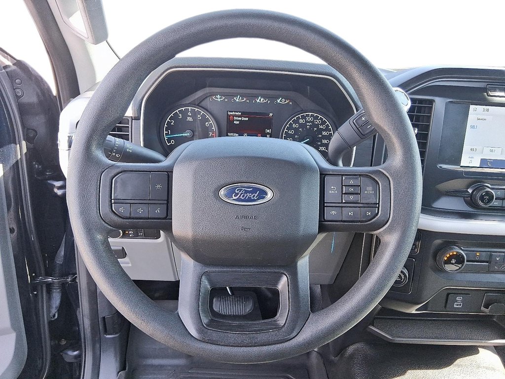 2022 Ford F-150 REGULAR CAB 4X2 in Stratford, Ontario - 10 - w1024h768px
