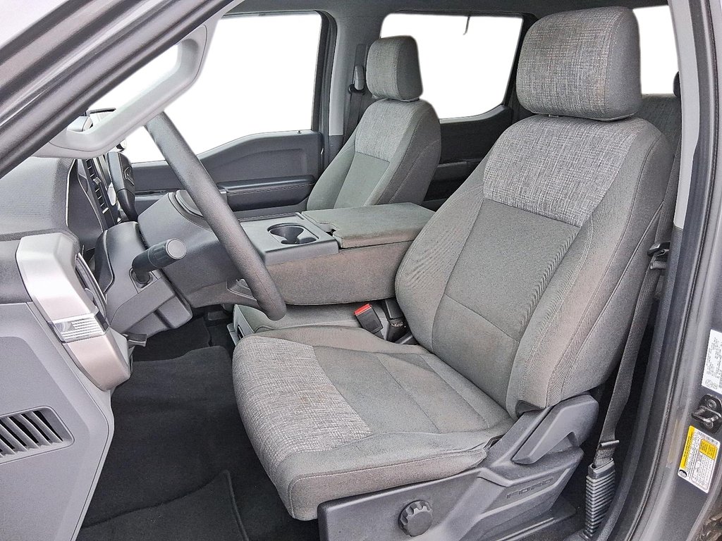 2023 Ford F-150 CREW CAB 4X4 in Stratford, Ontario - 9 - w1024h768px