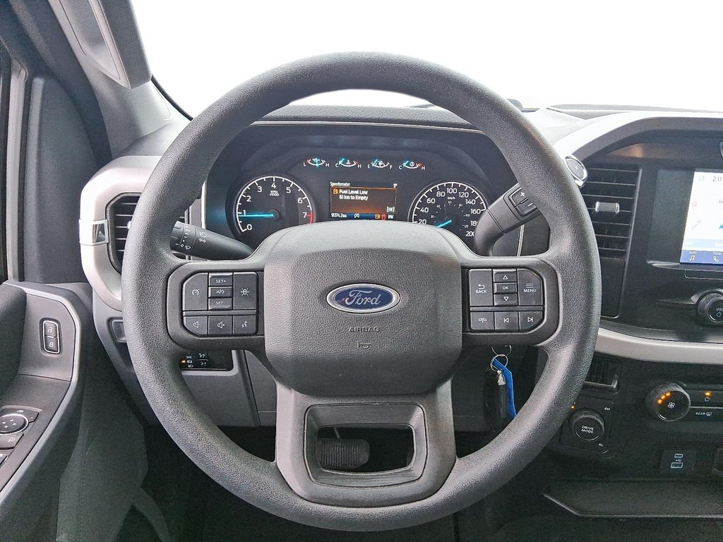 2023 Ford F-150 CREW CAB 4X4 in Stratford, Ontario - 13 - w1024h768px