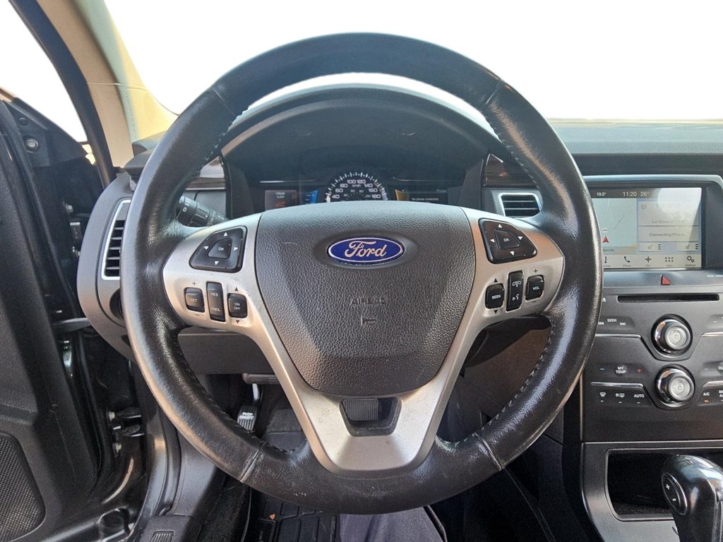 2016 Ford Flex SEL SUV in Stratford, Ontario - 11 - w1024h768px