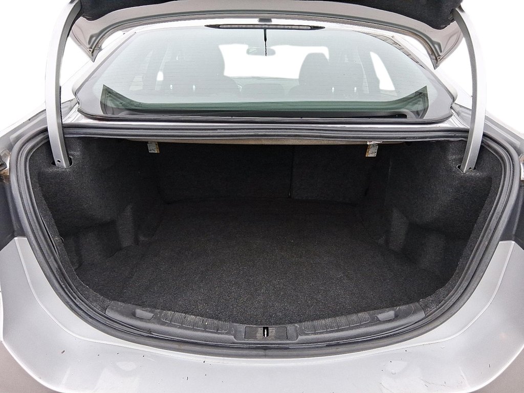 2013 Ford Fusion S in Stratford, Ontario - 6 - w1024h768px