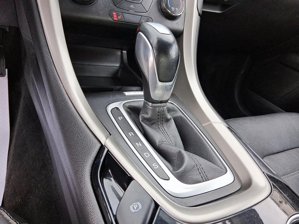 2016 Ford Fusion SE AWD in Stratford, Ontario - 15 - w1024h768px