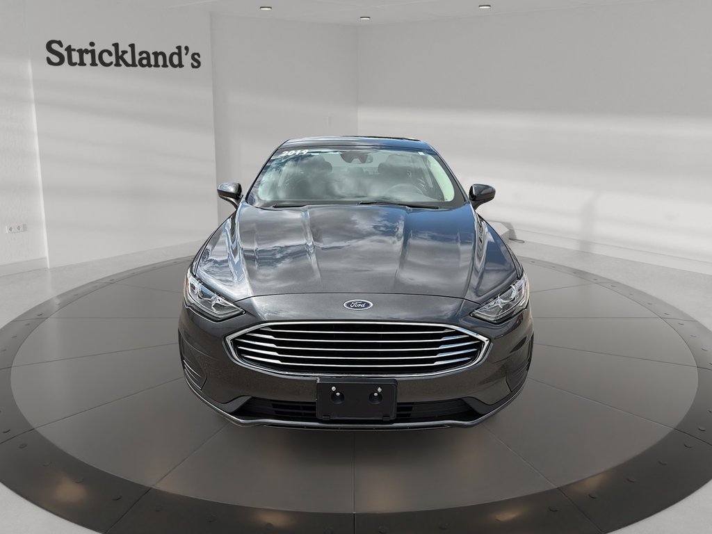2019 Ford Fusion SE HYBRID in Stratford, Ontario - 2 - w1024h768px