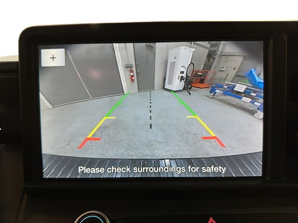 2022 Ford Maverick CREW CAB AWD in Stratford, Ontario - 16 - w1024h768px