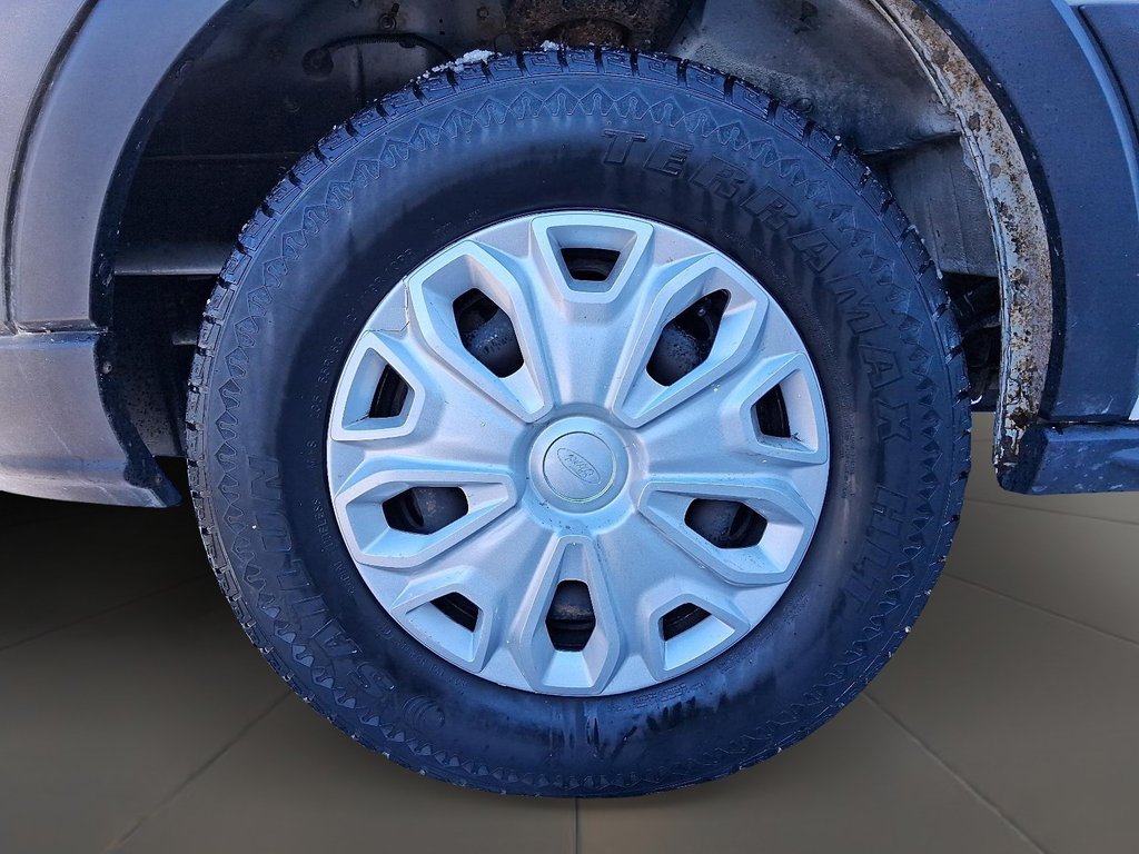 2019 Ford Transit MEDIUM ROOF in Stratford, Ontario - 8 - w1024h768px