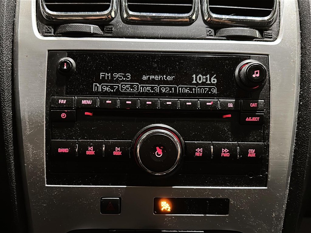 2012 GMC Acadia SLE in Stratford, Ontario - 16 - w1024h768px