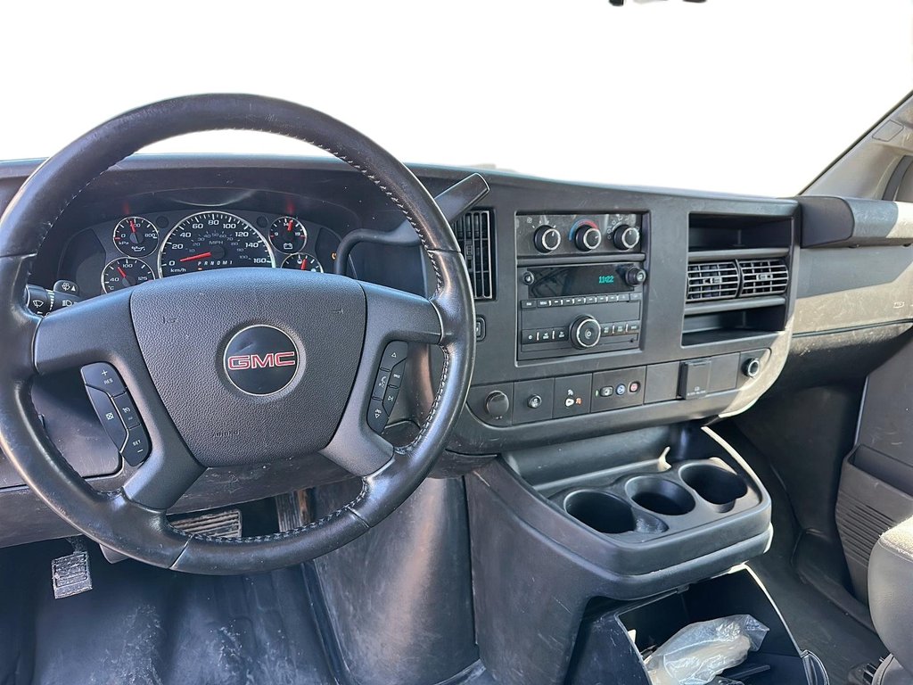2021 GMC Savana Cargo 135 Van in Stratford, Ontario - 9 - w1024h768px