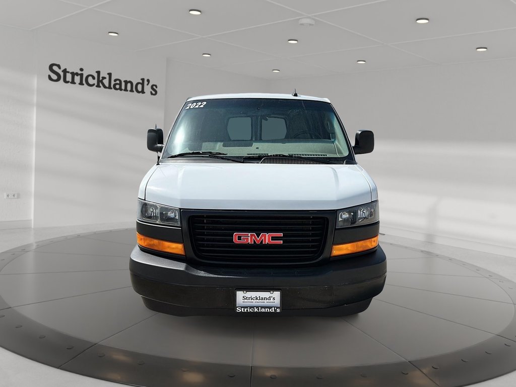 2022 GMC Savana Cargo 2WD 135 WB Van in Stratford, Ontario - 2 - w1024h768px