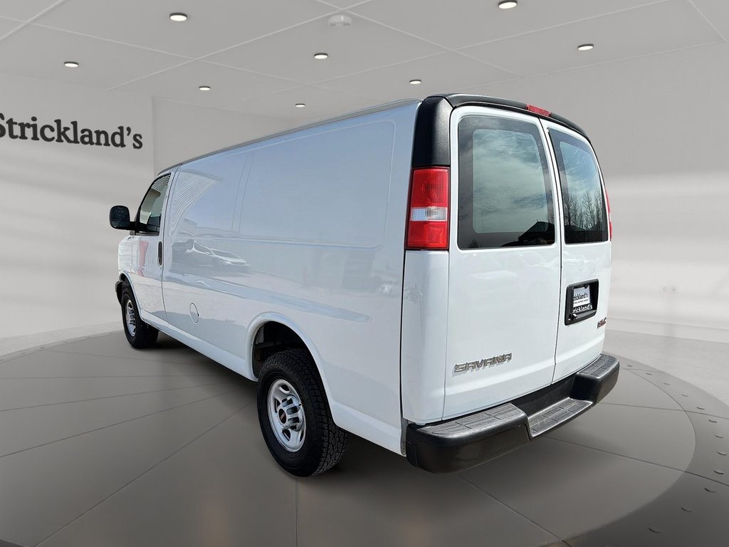 2022 GMC Savana Cargo 2WD 135 WB Van in Stratford, Ontario - 4 - w1024h768px