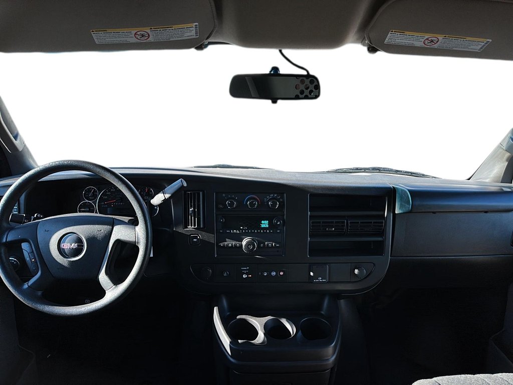 2023 GMC Savana Cargo 135 WHEEL BASE 2WD in Stratford, Ontario - 8 - w1024h768px