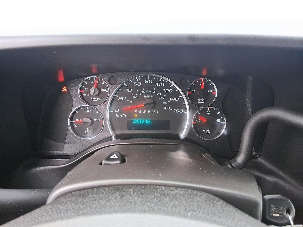 2023 GMC Savana Cargo 135 Wheel Base 2wd in Stratford, Ontario - 14 - w1024h768px