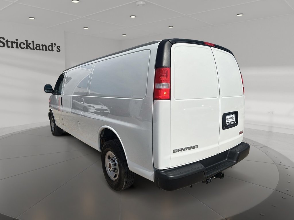 2023 GMC Savana Cargo 155 Van in Stratford, Ontario - 4 - w1024h768px