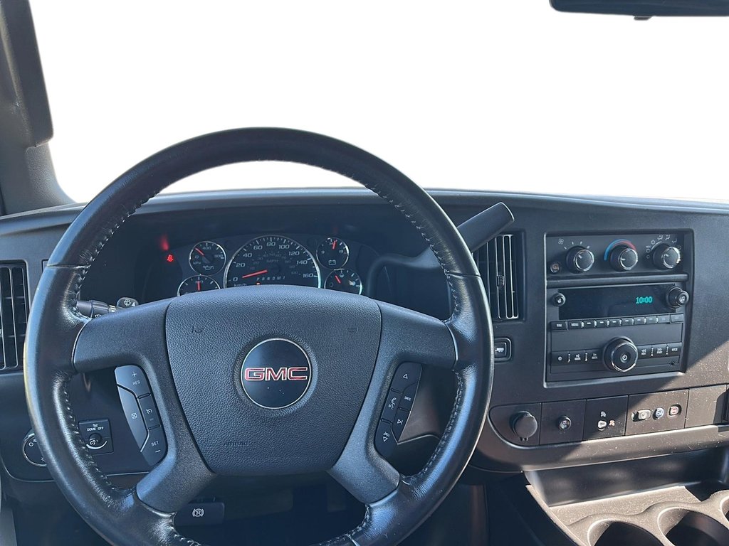 2023 GMC Savana Cargo 155 WB 2WD Van in Stratford, Ontario - 12 - w1024h768px