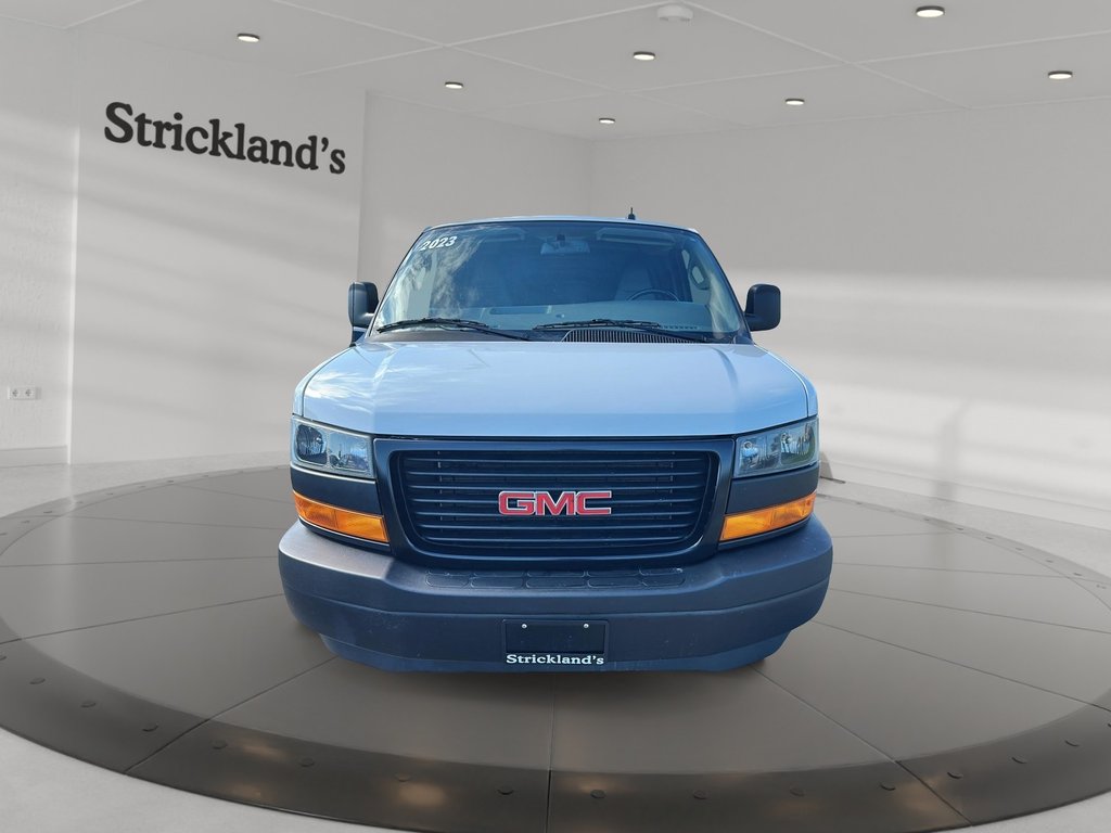 2023 GMC Savana Cargo 155 WB 2WD Van in Stratford, Ontario - 2 - w1024h768px