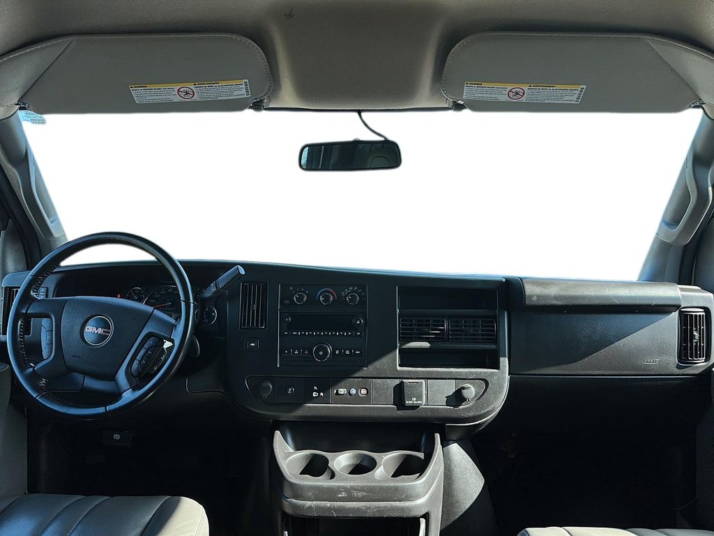 2023 GMC Savana Cargo 155 WB 2WD Van in Stratford, Ontario - 8 - w1024h768px