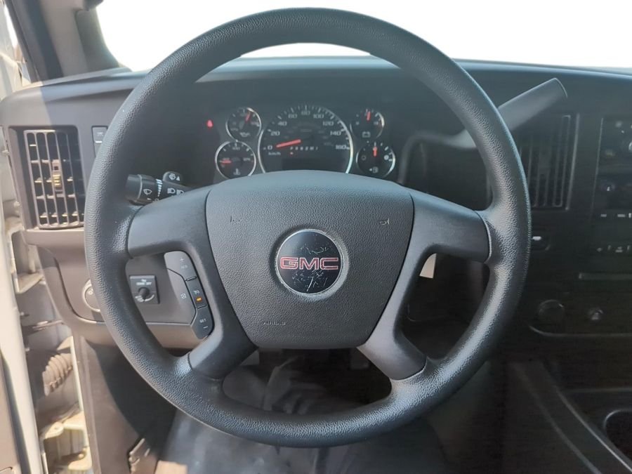 2023 GMC Savana Cargo 2500 135 Van in Stratford, Ontario - 10 - w1024h768px