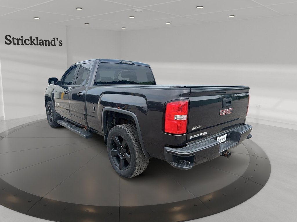 2016 GMC Sierra 1500 SLE 4X4 Truck in Stratford, Ontario - 4 - w1024h768px