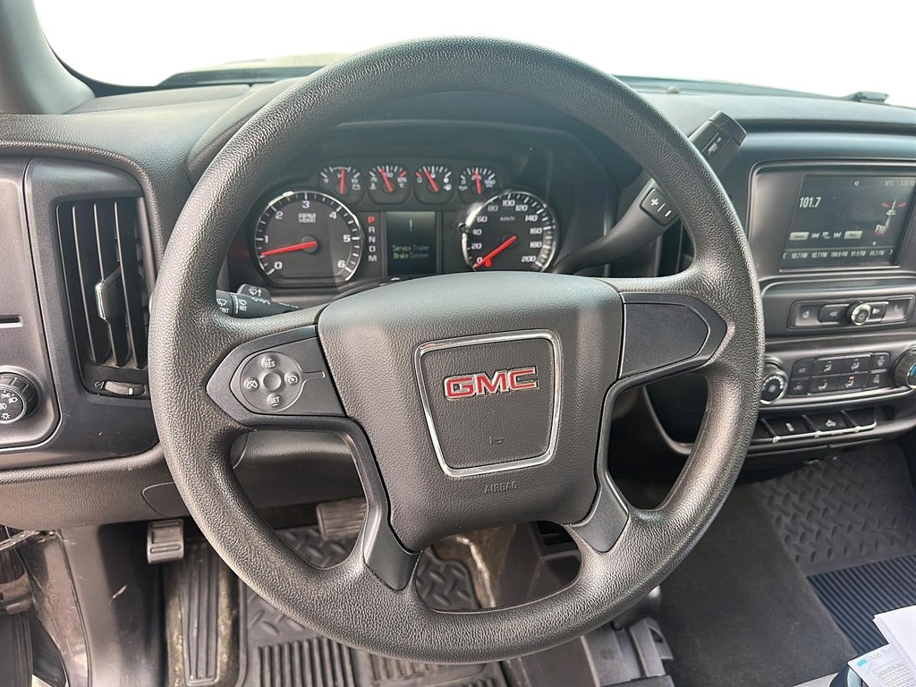 2016 GMC Sierra 1500 SLE 4X4 Truck in Stratford, Ontario - 11 - w1024h768px
