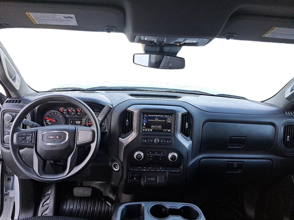 2023 GMC Sierra 1500 CREW CAB 4X4 PRO in Stratford, Ontario - 10 - w1024h768px