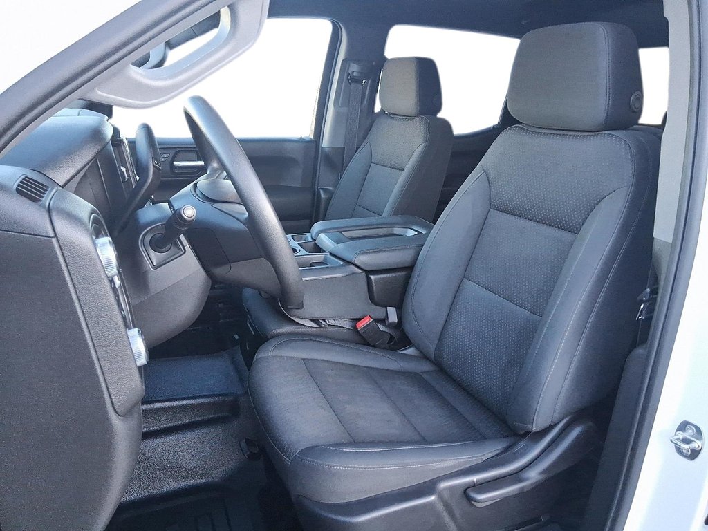 2023 GMC Sierra 1500 CREW CAB 4X4 PRO in Stratford, Ontario - 8 - w1024h768px