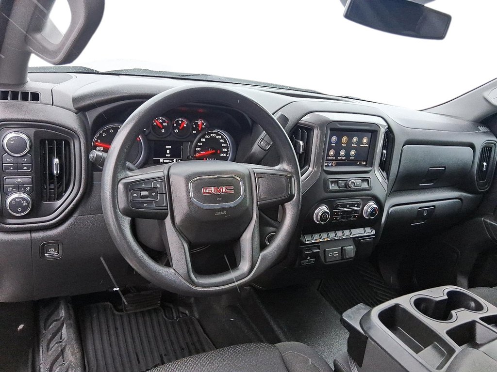 2023 GMC Sierra 1500 Crew Cab Pro 4x4 in Stratford, Ontario - 10 - w1024h768px