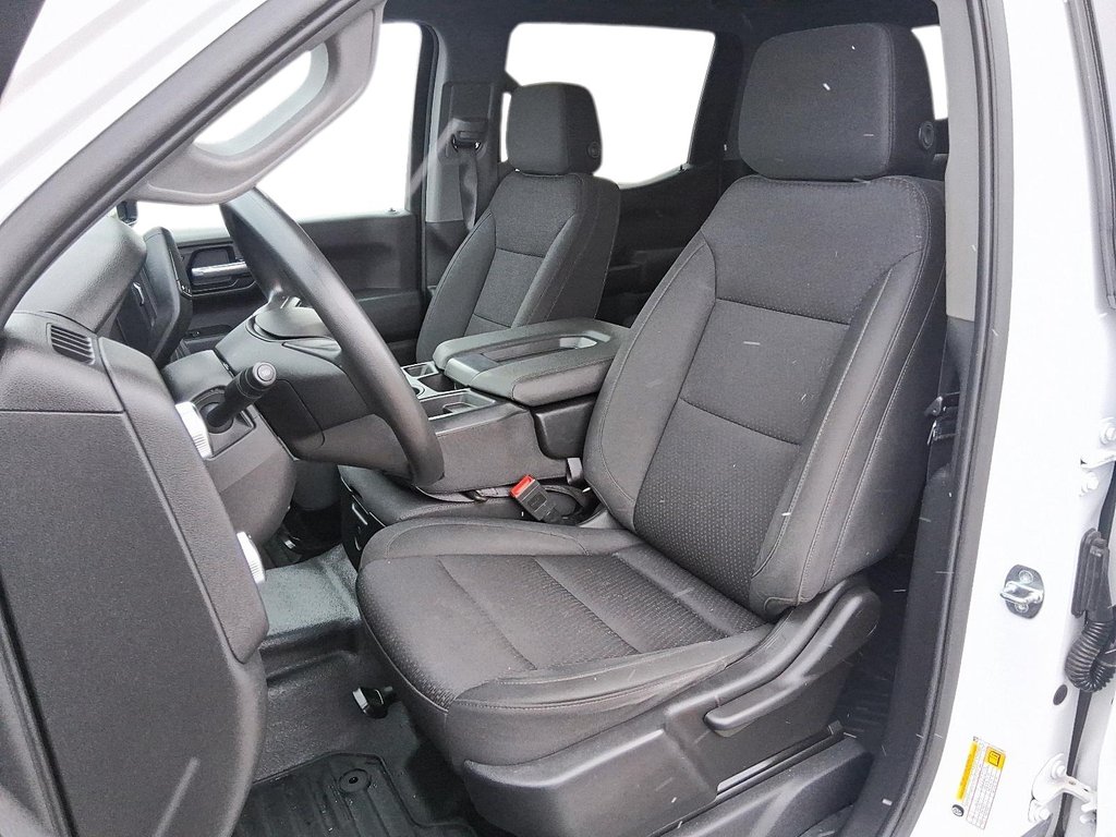 2023 GMC Sierra 1500 Crew Cab Pro 4x4 in Stratford, Ontario - 8 - w1024h768px