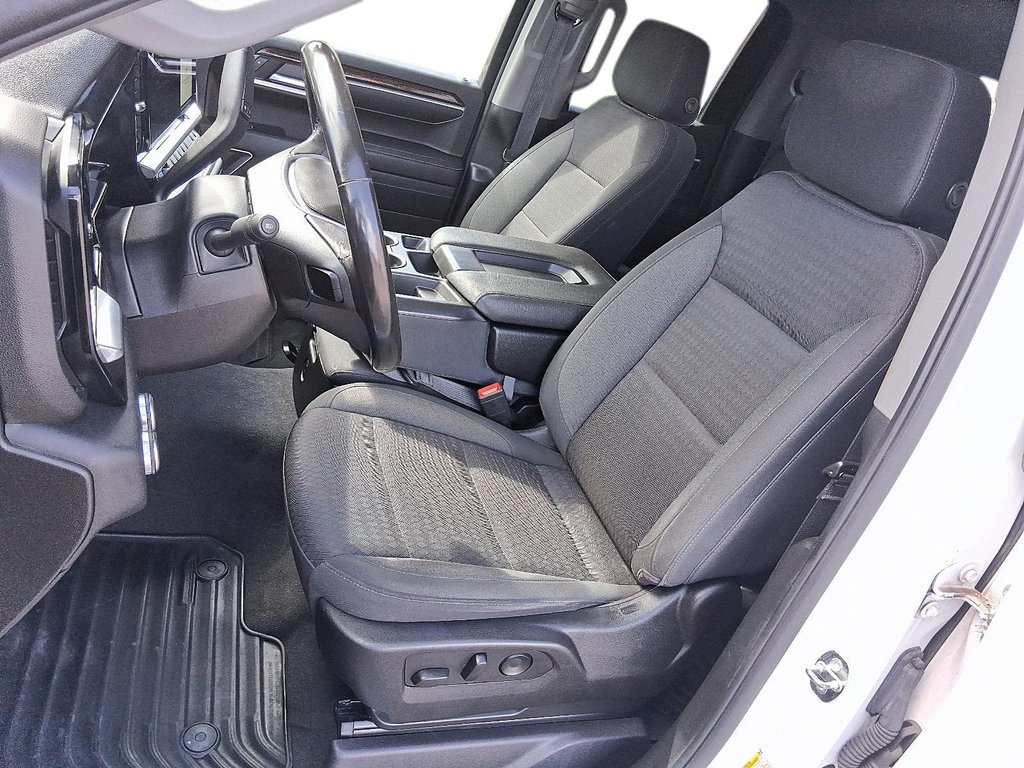 2022 GMC Sierra DOUBLE CAB 4X4 SLE in Stratford, Ontario - 9 - w1024h768px