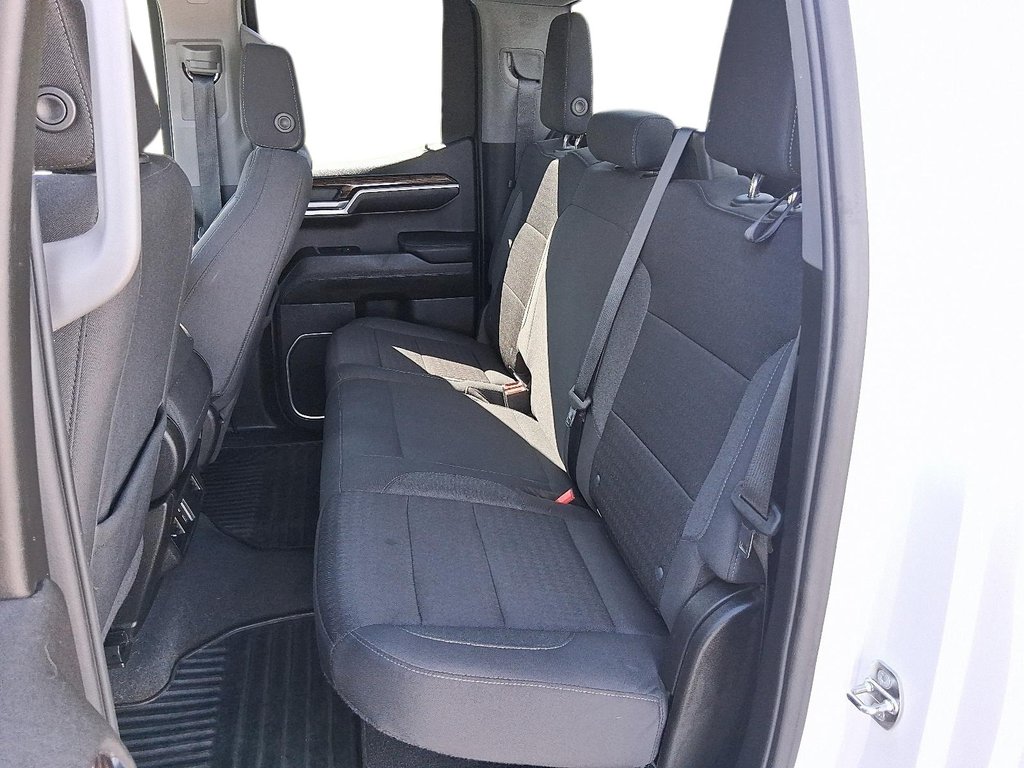 2022 GMC Sierra DOUBLE CAB 4X4 SLE in Stratford, Ontario - 10 - w1024h768px