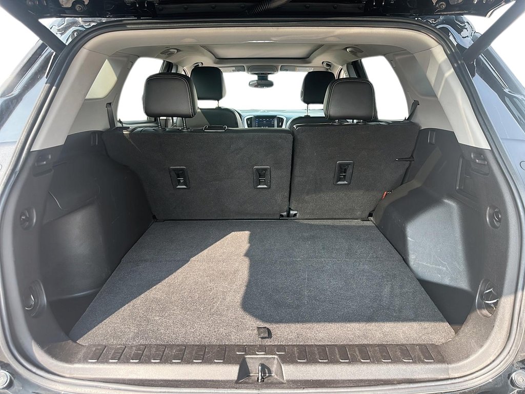 2022 GMC Terrain SLT AWD SUV in Stratford, Ontario - 6 - w1024h768px