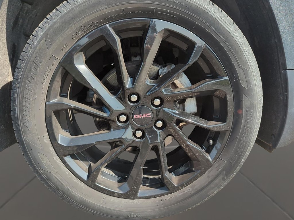 2023 GMC Terrain SLT AWD in Stratford, Ontario - 7 - w1024h768px