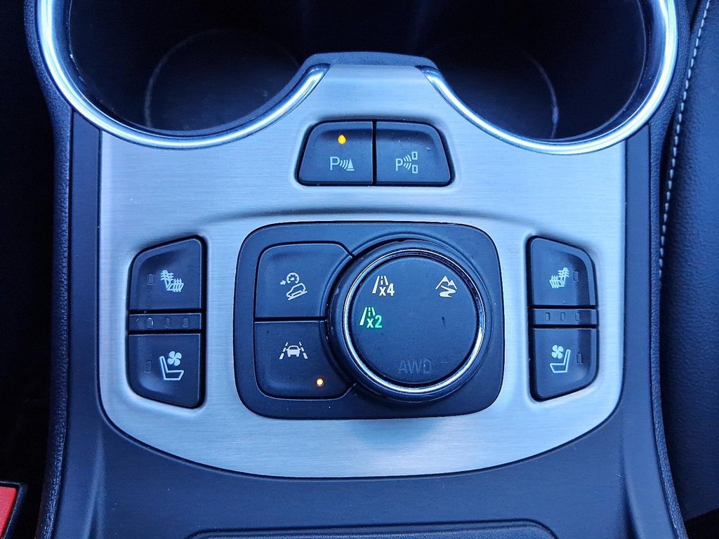 2024 GMC Terrain DENALI AWD in Stratford, Ontario - 16 - w1024h768px