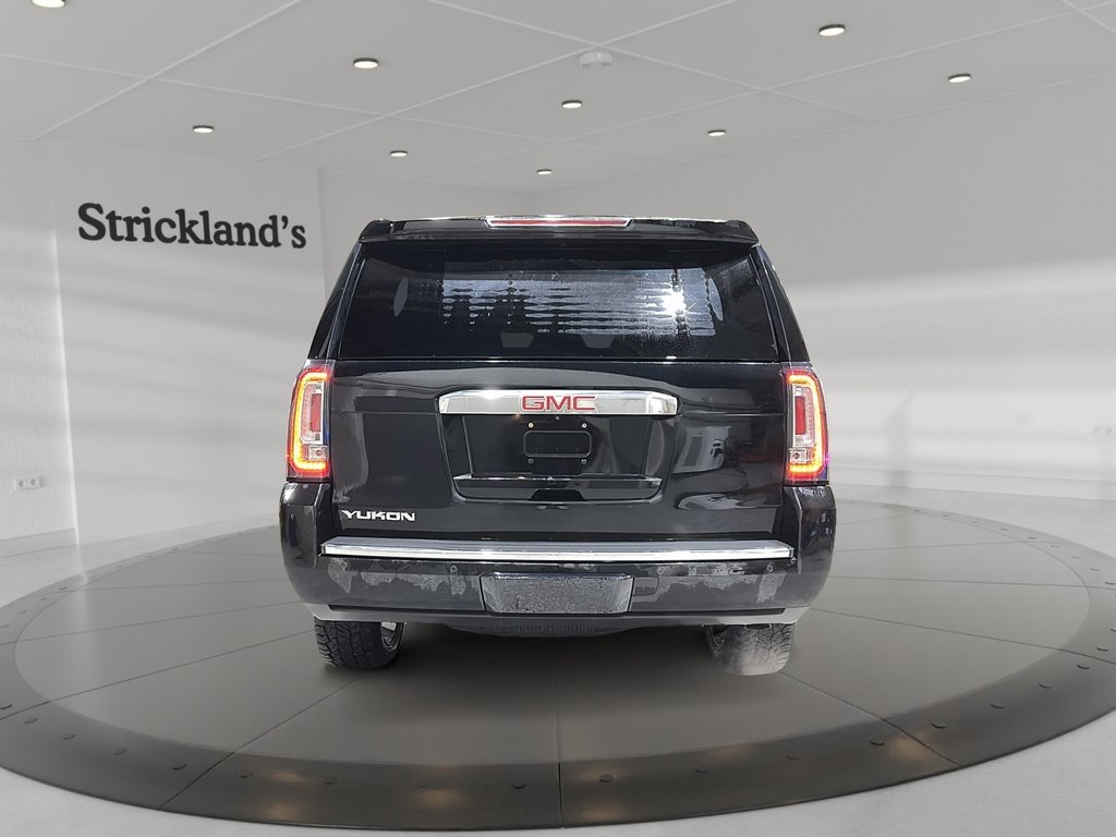 2020 GMC Yukon DENALI in Stratford, Ontario - 3 - w1024h768px