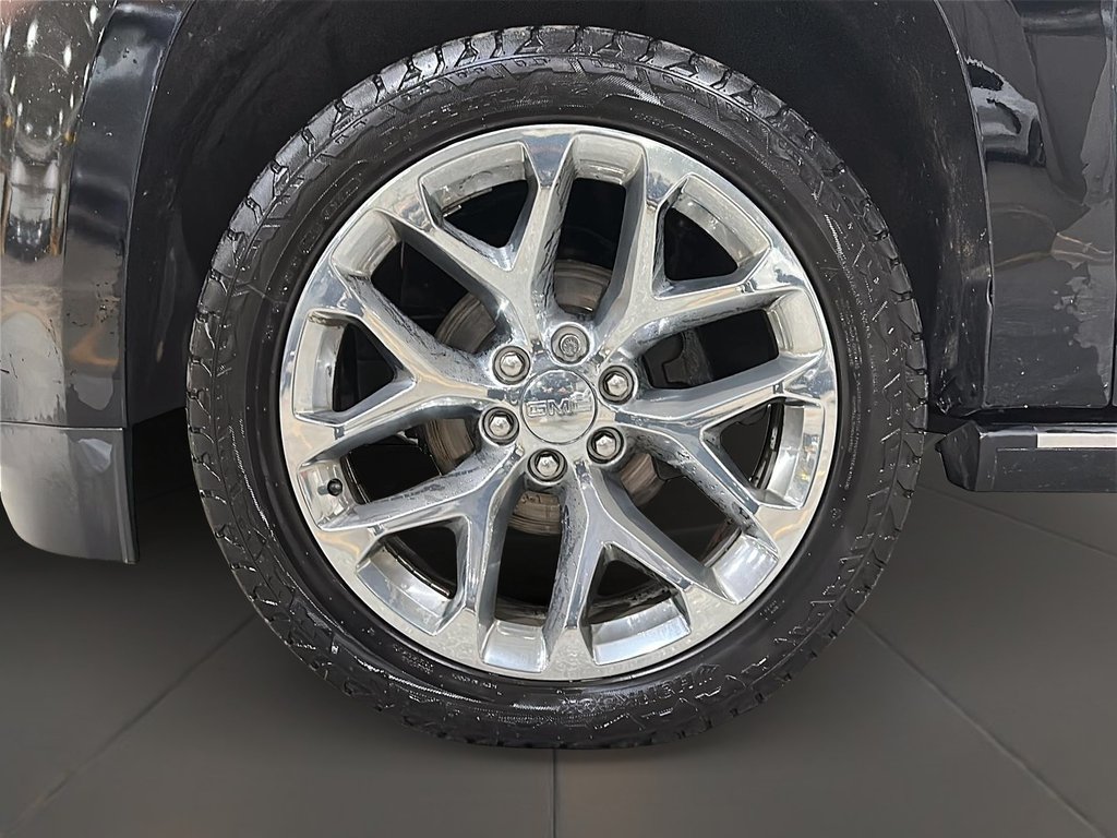 2020 GMC Yukon DENALI in Stratford, Ontario - 7 - w1024h768px