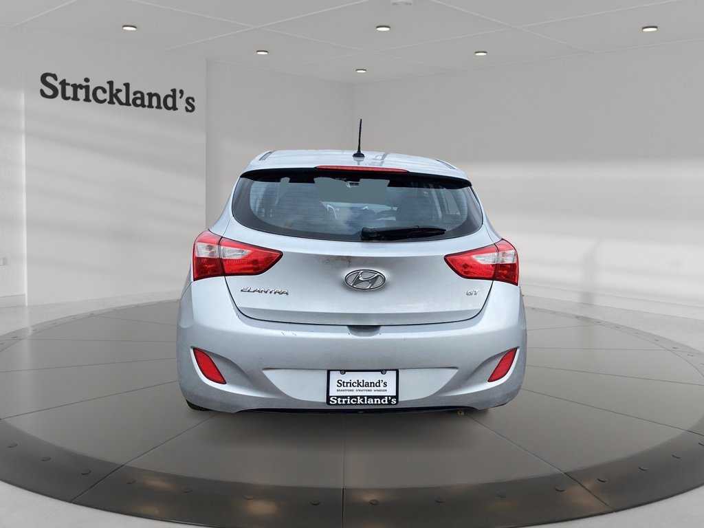 2014 Hyundai Elantra GT GT SE AT Sedan in Stratford, Ontario - 4 - w1024h768px