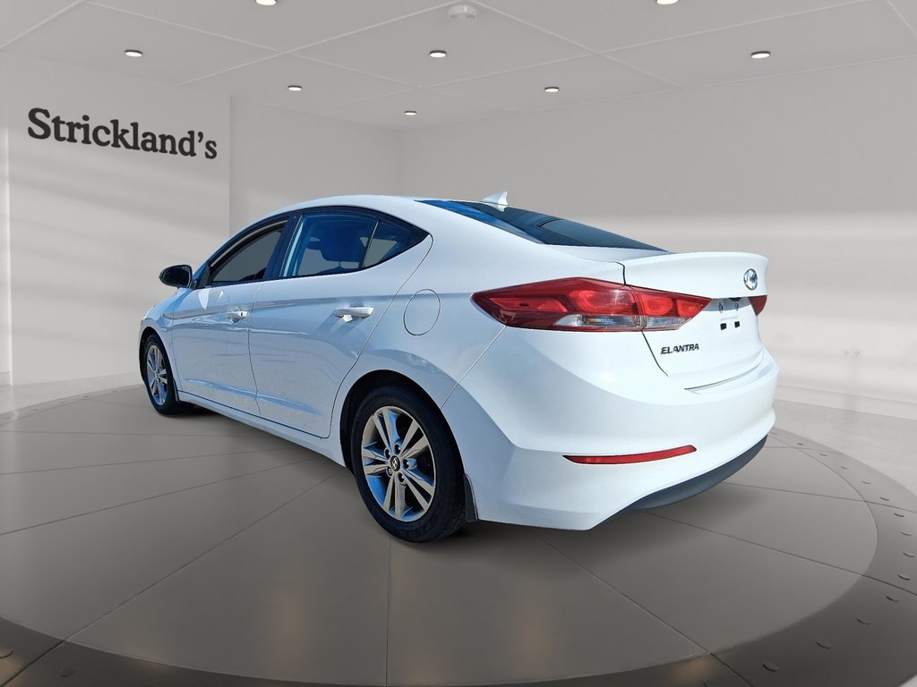 2017 Hyundai Elantra GL in Stratford, Ontario - 4 - w1024h768px