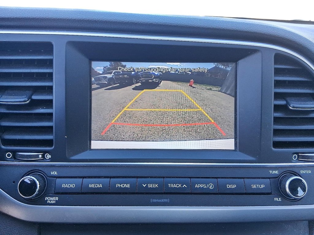 2017 Hyundai Elantra GL in Stratford, Ontario - 17 - w1024h768px