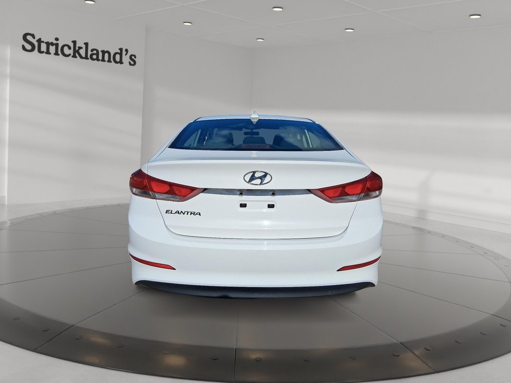 2017 Hyundai Elantra GL in Stratford, Ontario - 3 - w1024h768px