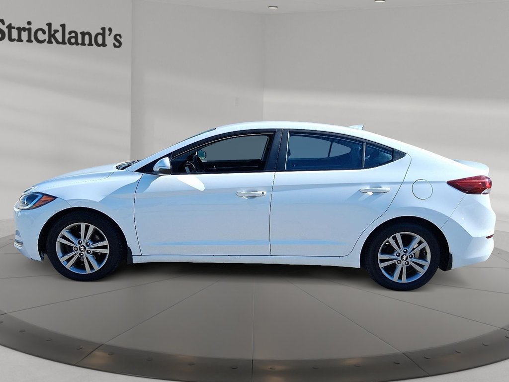 2017 Hyundai Elantra GL in Stratford, Ontario - 5 - w1024h768px
