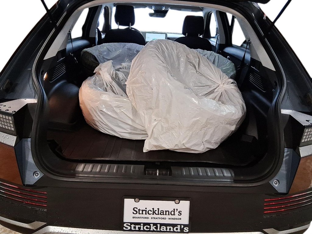 2023 Hyundai IONIQ 5 PREFERRED RWD in Stratford, Ontario - 6 - w1024h768px