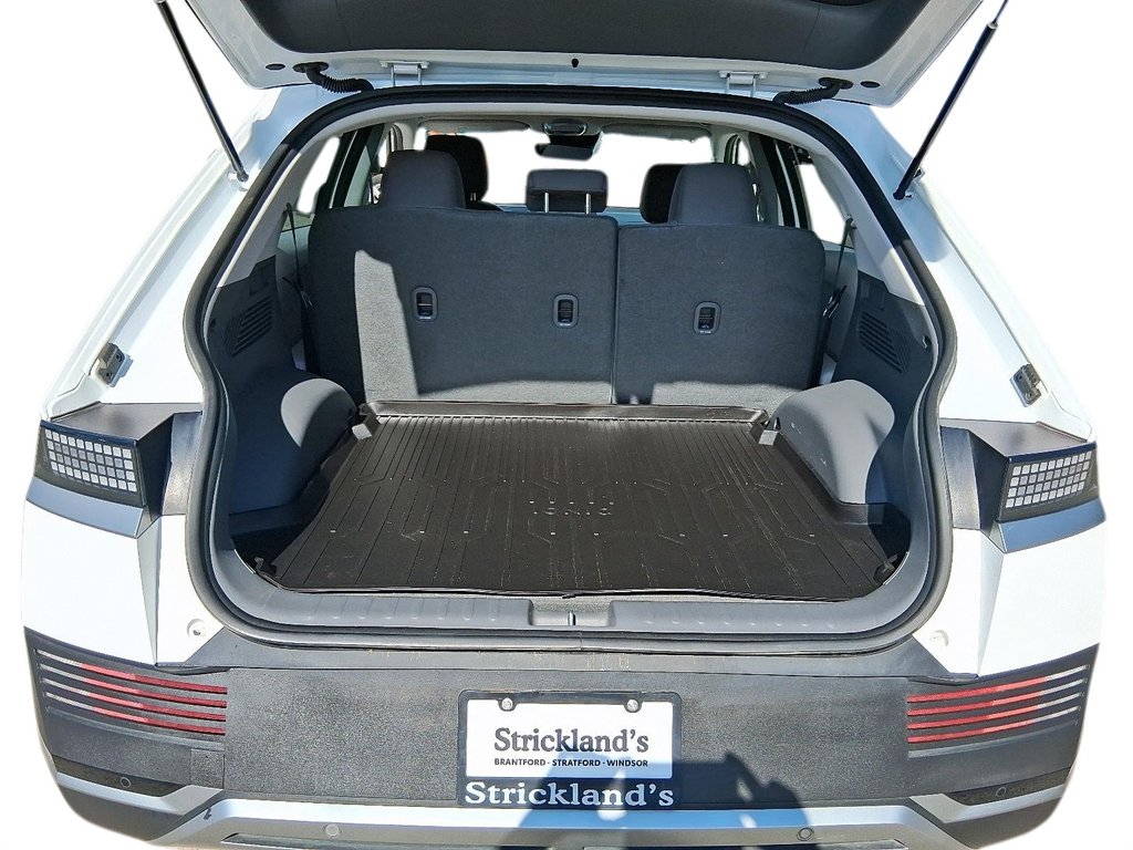 2024 Hyundai IONIQ 5 PREFERRED AWD in Stratford, Ontario - 6 - w1024h768px