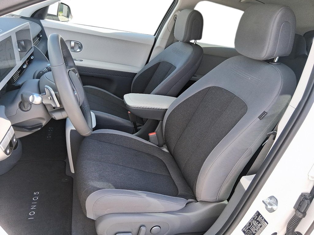 2024 Hyundai IONIQ 5 PREFERRED AWD in Stratford, Ontario - 8 - w1024h768px
