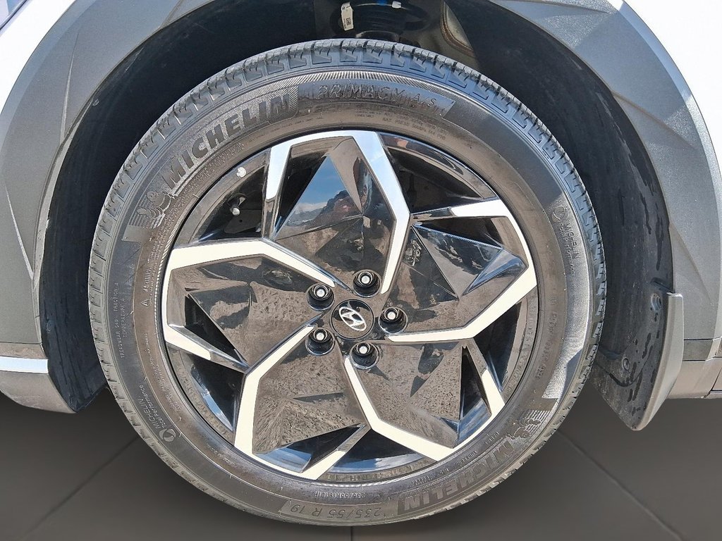 2024 Hyundai IONIQ 5 PREFERRED AWD in Stratford, Ontario - 7 - w1024h768px